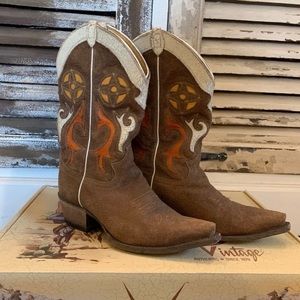 Women’s Cowboy Boots 🤠